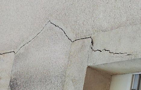 Fissures importantes sur les façades