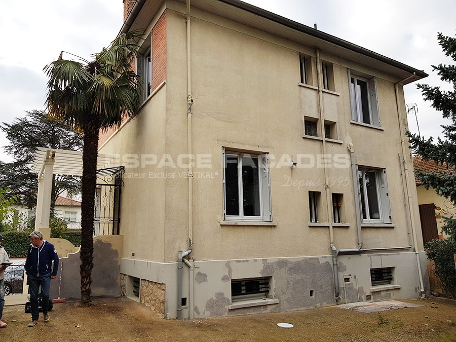 Ravalement des façades d'une maison à Toulouse, Haute-Garonne